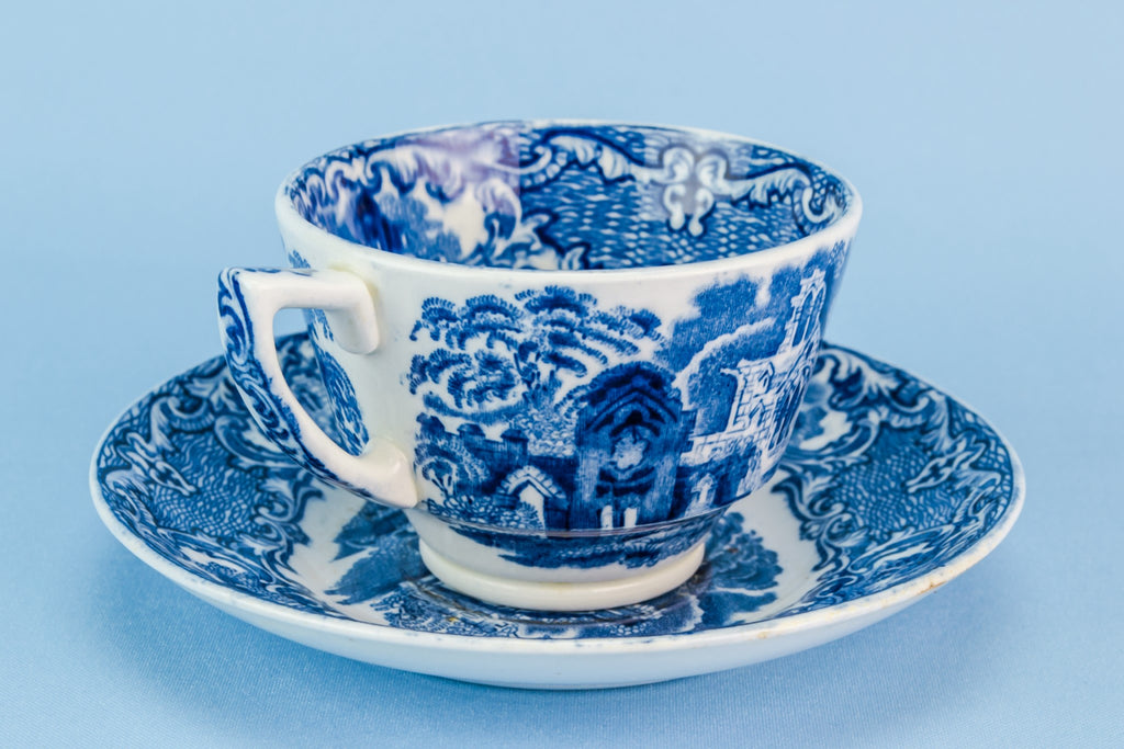 Blue and white tea set