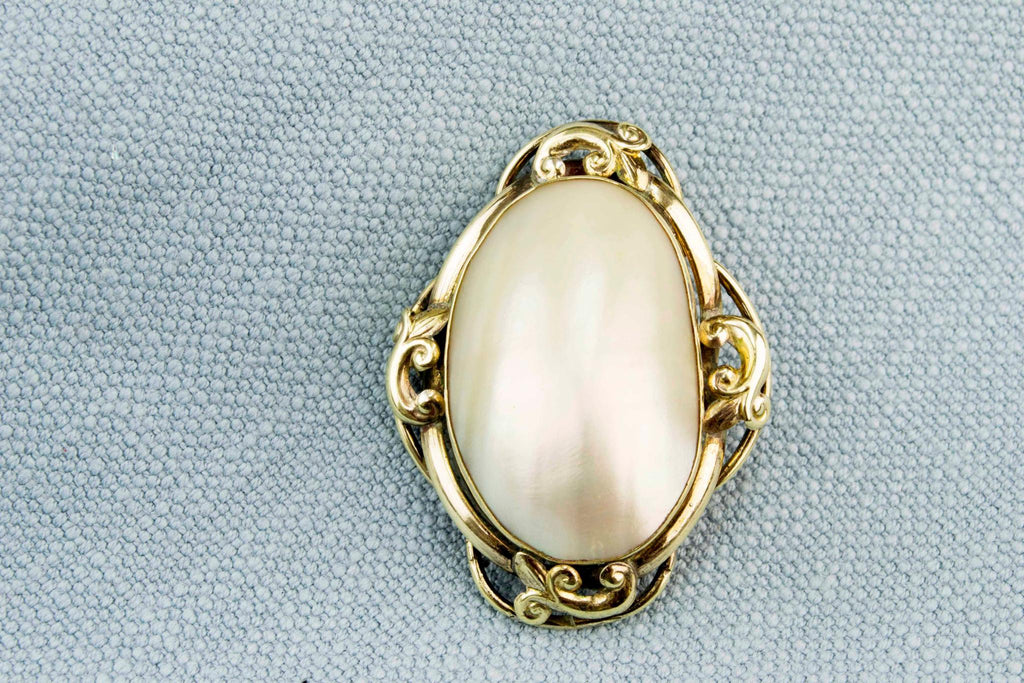 Shell Brooch in Gilded Setting, English 1870s