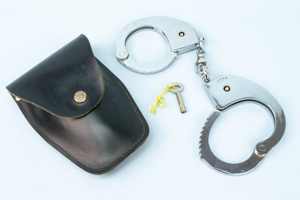 1960s Hiatts Metropolitan Police Handcuffs