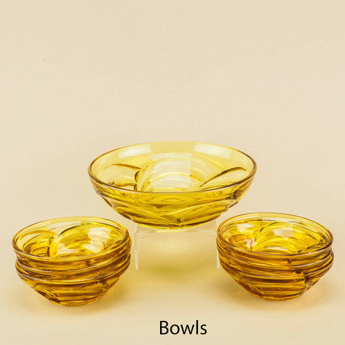 Amber glass set of bowls