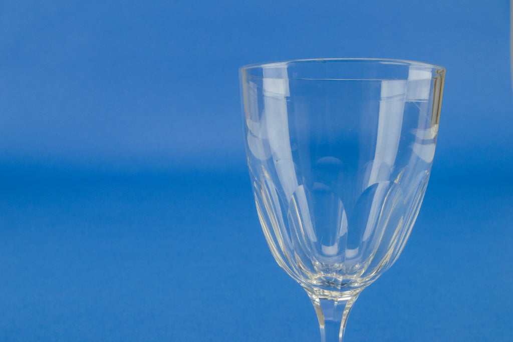 Panel cut dessert wine glass