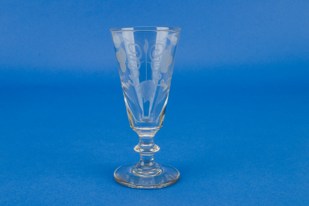 Engraved flute glass