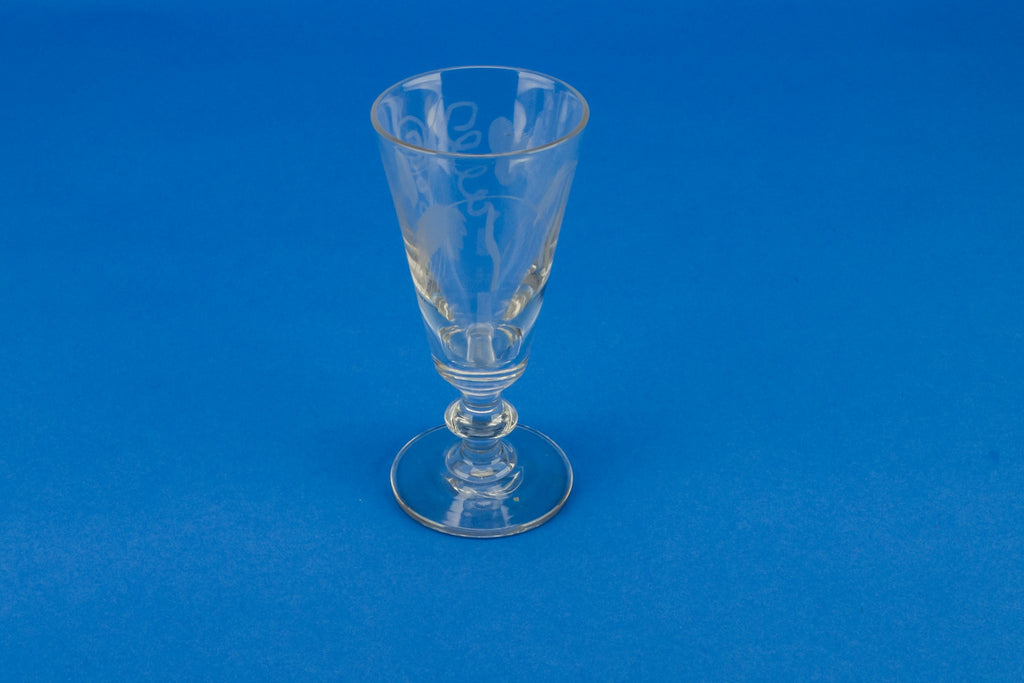 Engraved flute glass