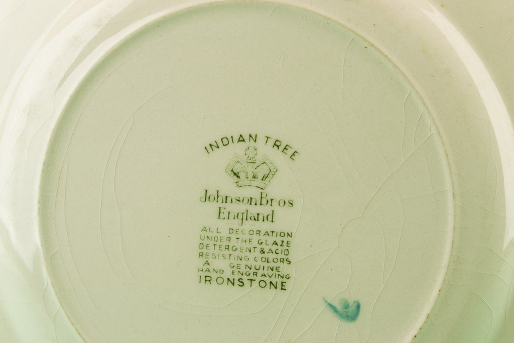 Sugar bowl on plate