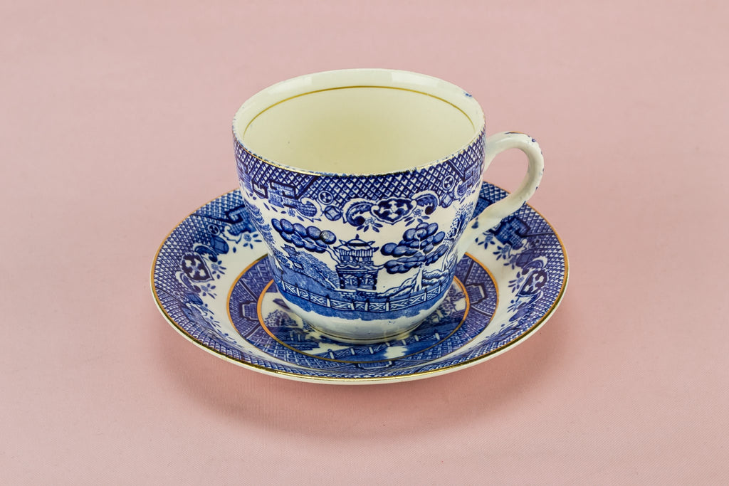 Blue and white tea set for 2