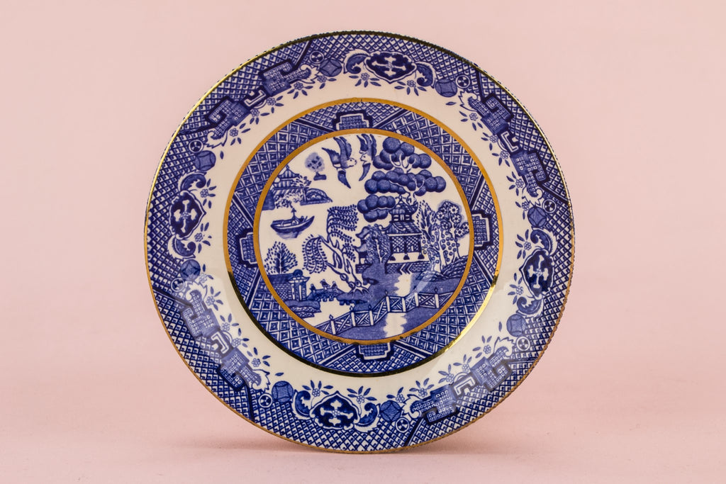 Blue and white tea set for 2