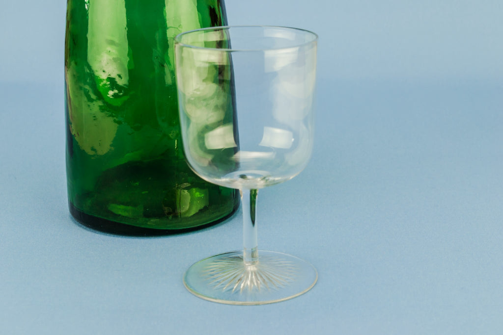 4 wine stem glasses