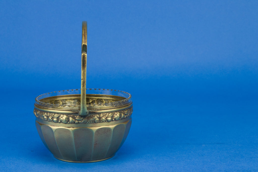 Sauce serving bowl