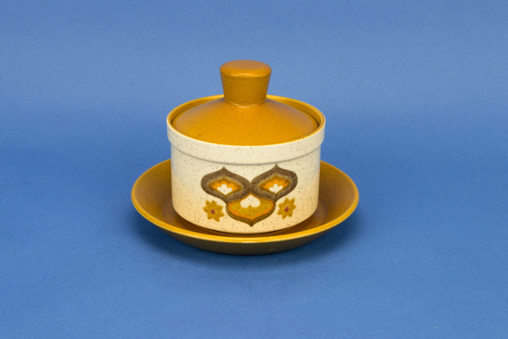 Saucer serving bowl on plate