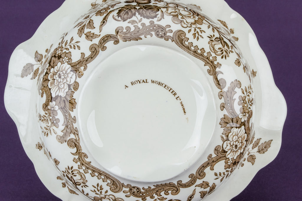 Serving tureen game series