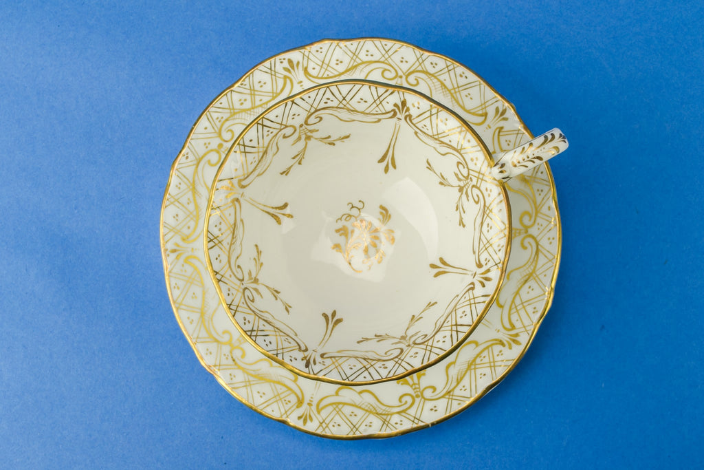 Gold and white tea set for 6