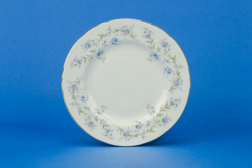 6 Duchess medium plates