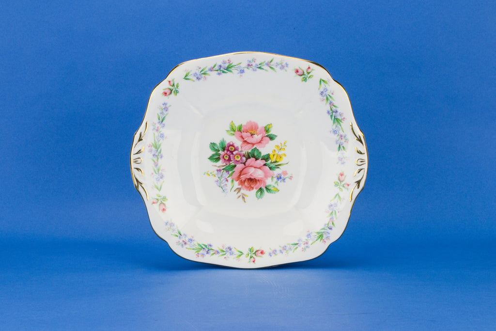 Floral cake serving plate