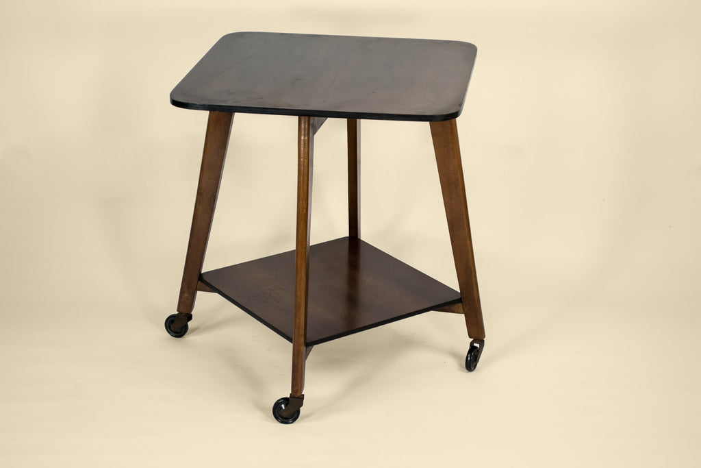 Rotating sculpture table