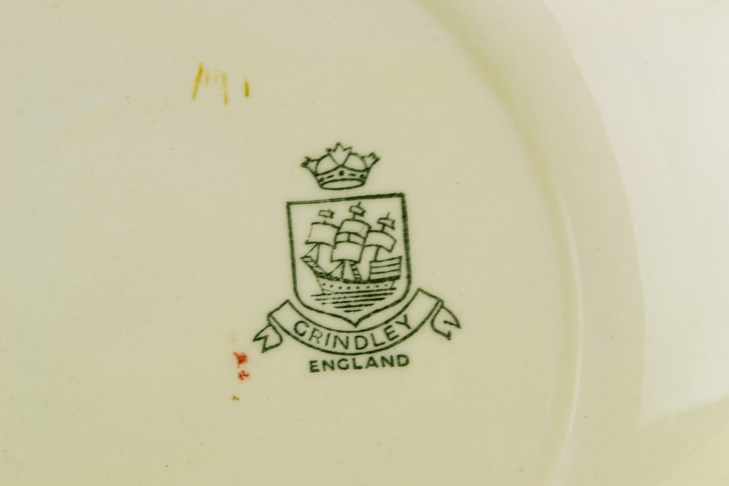 6 small green plates