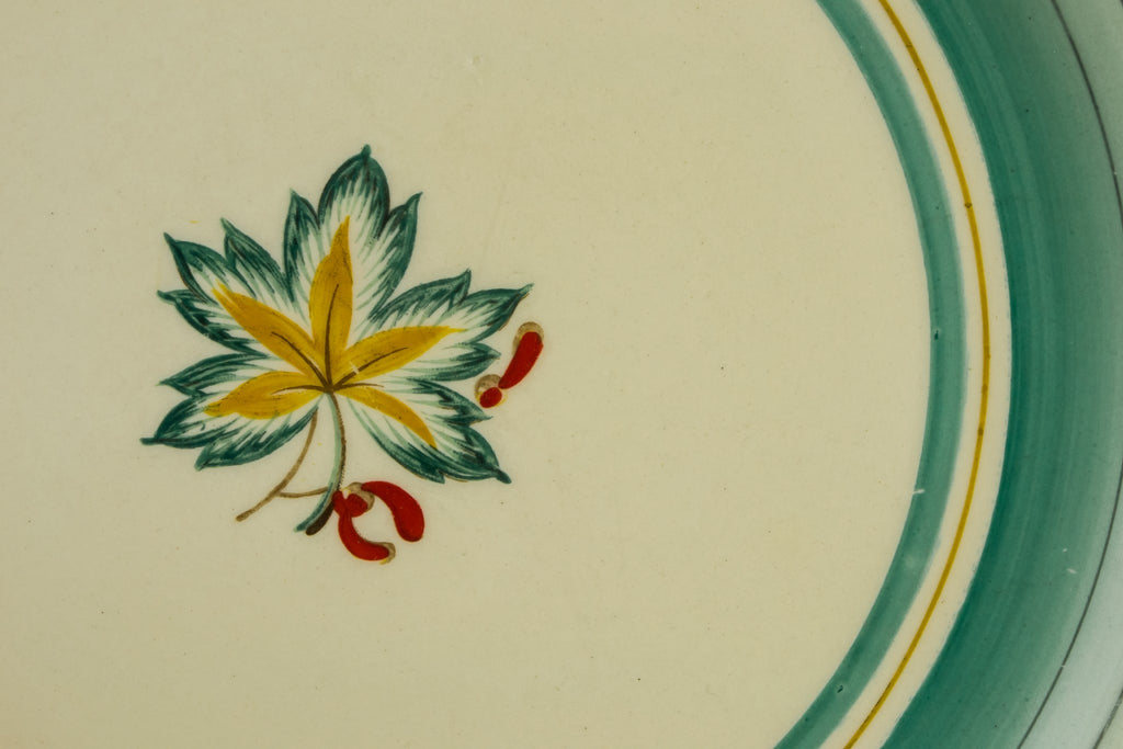 6 small green plates