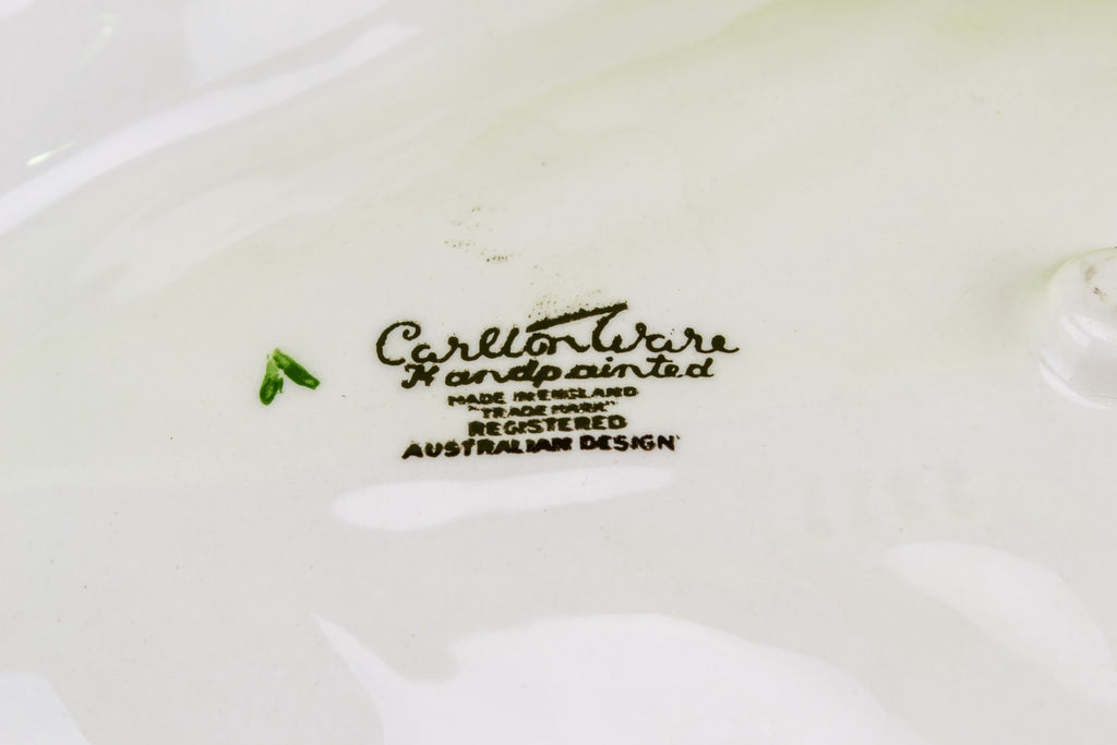 Snack serving leaf dish