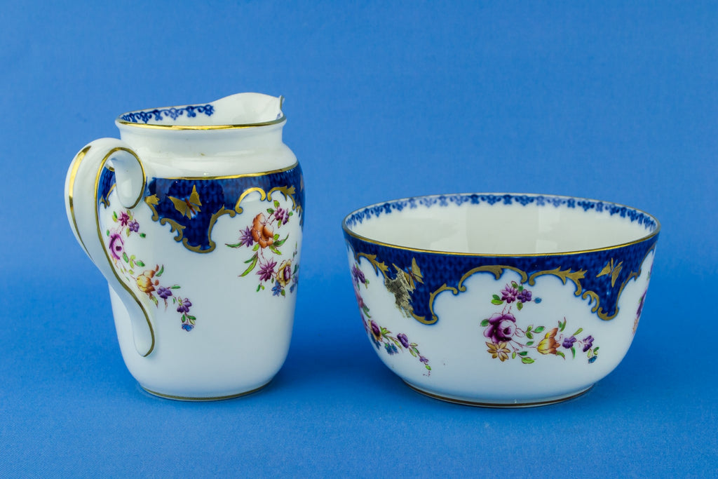 Sugar bowl and creamer set