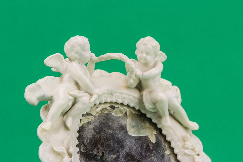 Small porcelain mirror