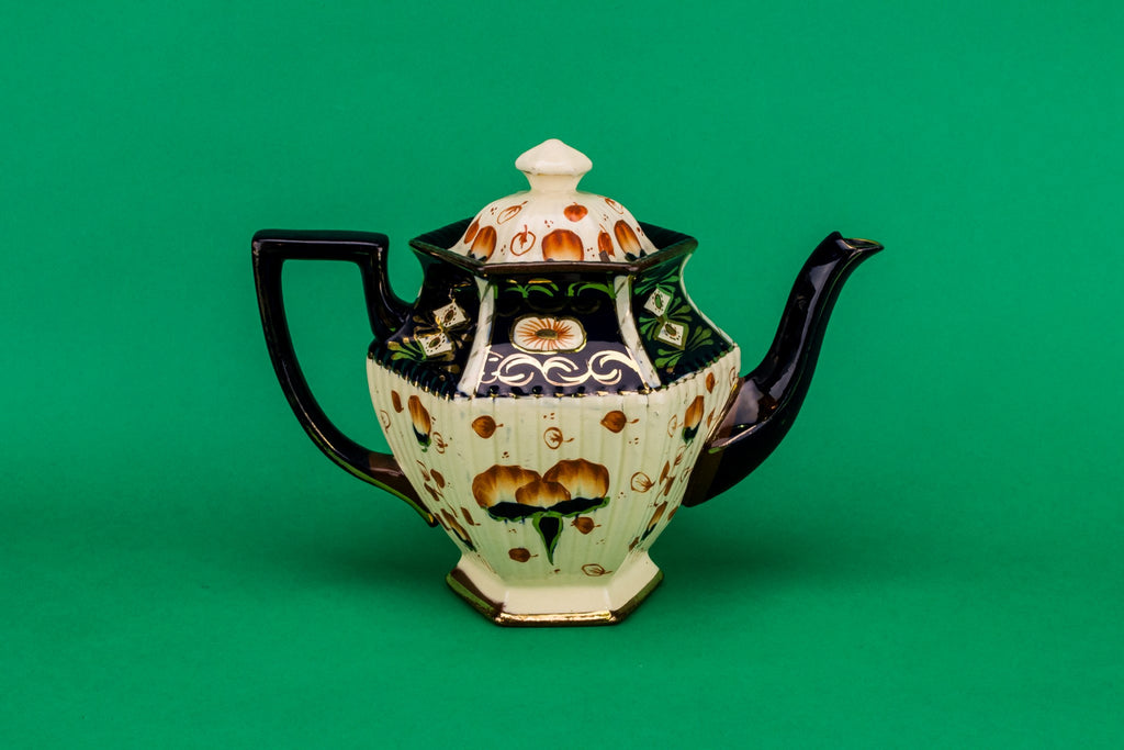 Large Gaudy Welsh teapot