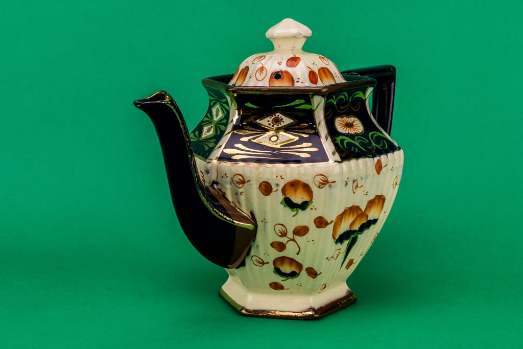 Large Gaudy Welsh teapot
