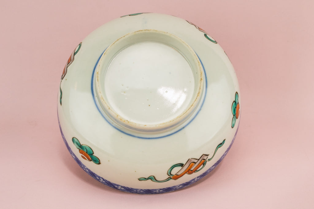 Colourful salad bowl
