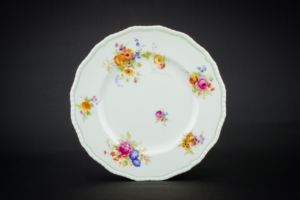 8 Royal Doulton plates