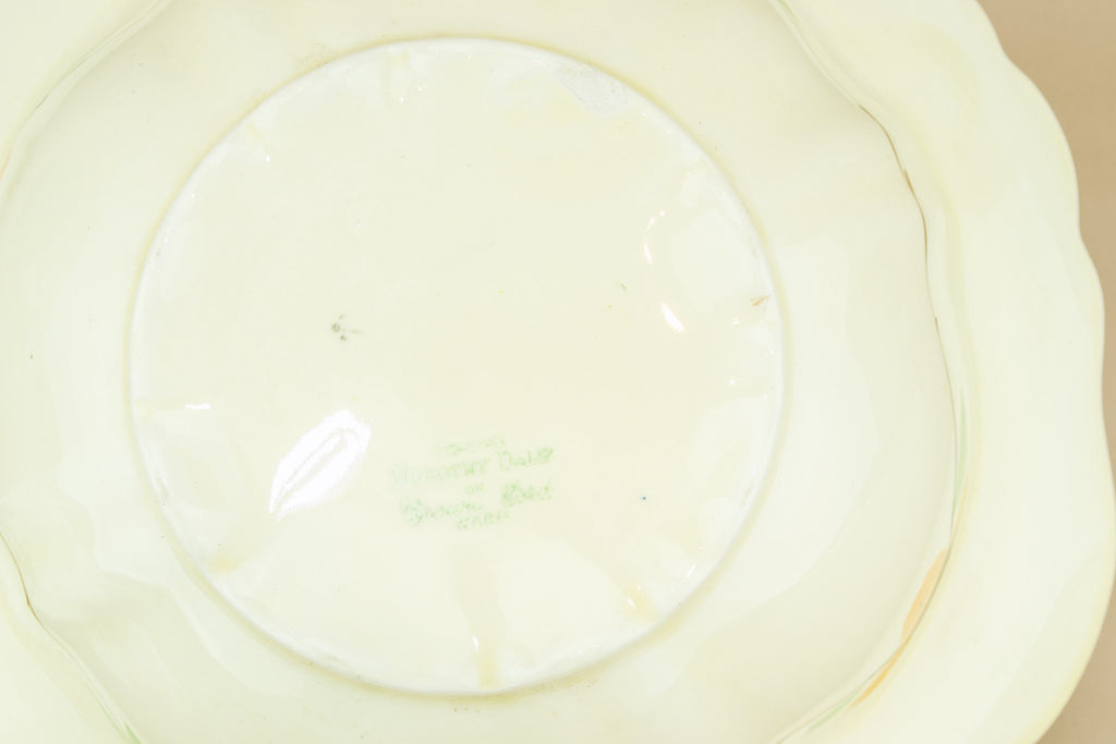 Beautiful bowl and lid