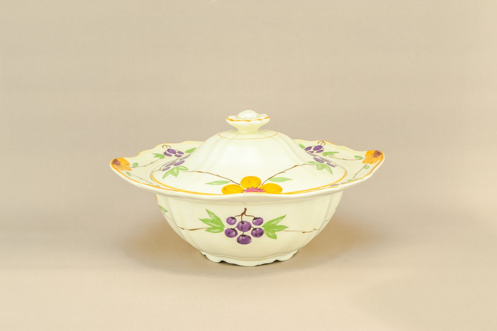 Beautiful bowl and lid