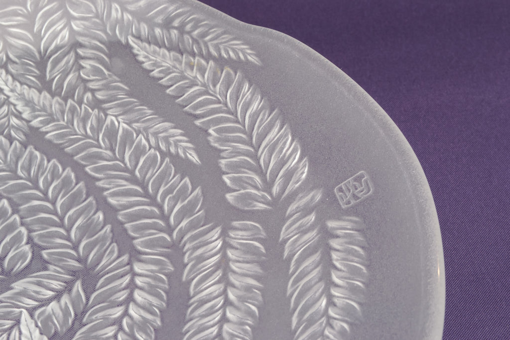 Hoya fern glass bowl