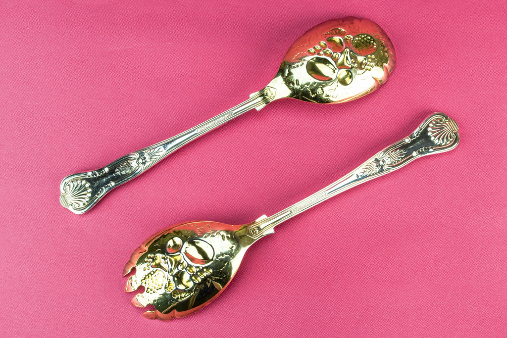 2 dessert serving spoons