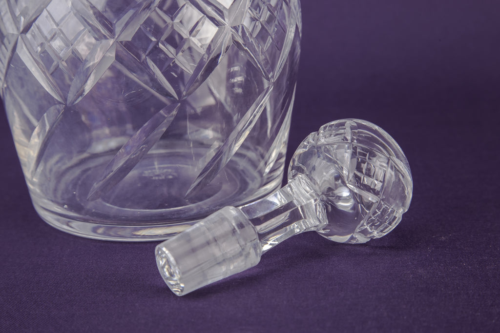 Red wine decanter