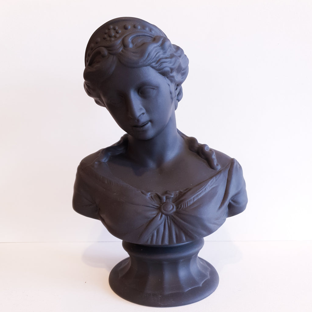 Wedgwood Venus Bust Basalt Sculpture