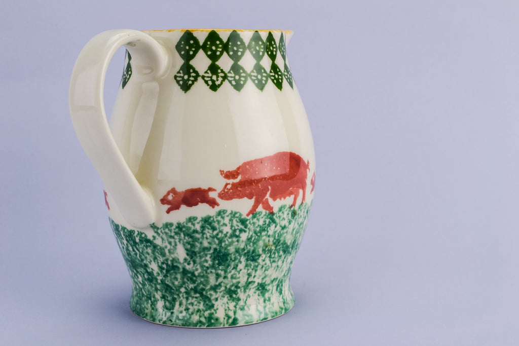 Pigs & piglets small jug
