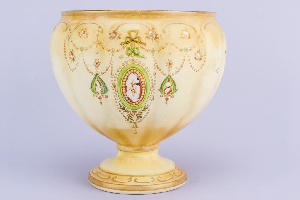 Pale pink decorative bowl