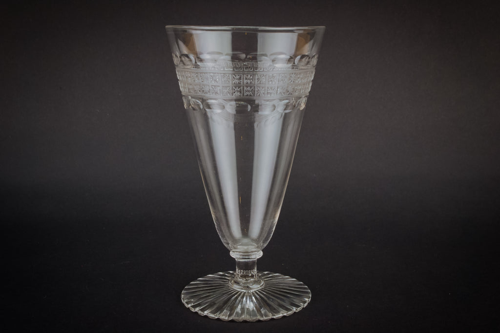 Conical wine glass