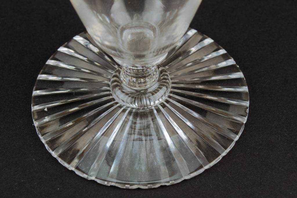 Conical wine glass