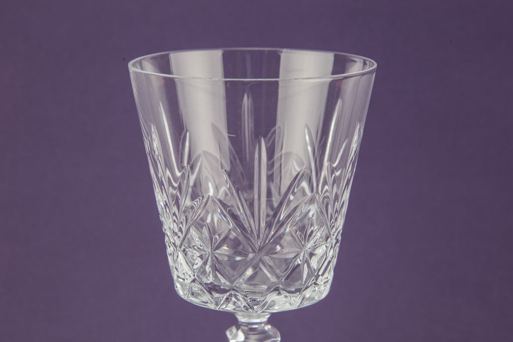 6 wine stem glasses