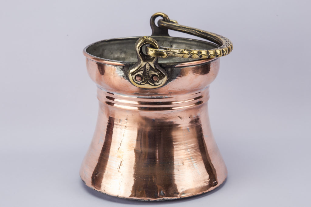 Medium copper bucket