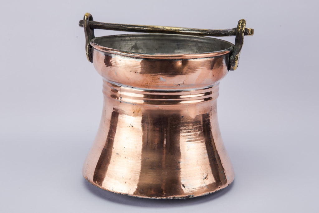 Medium copper bucket