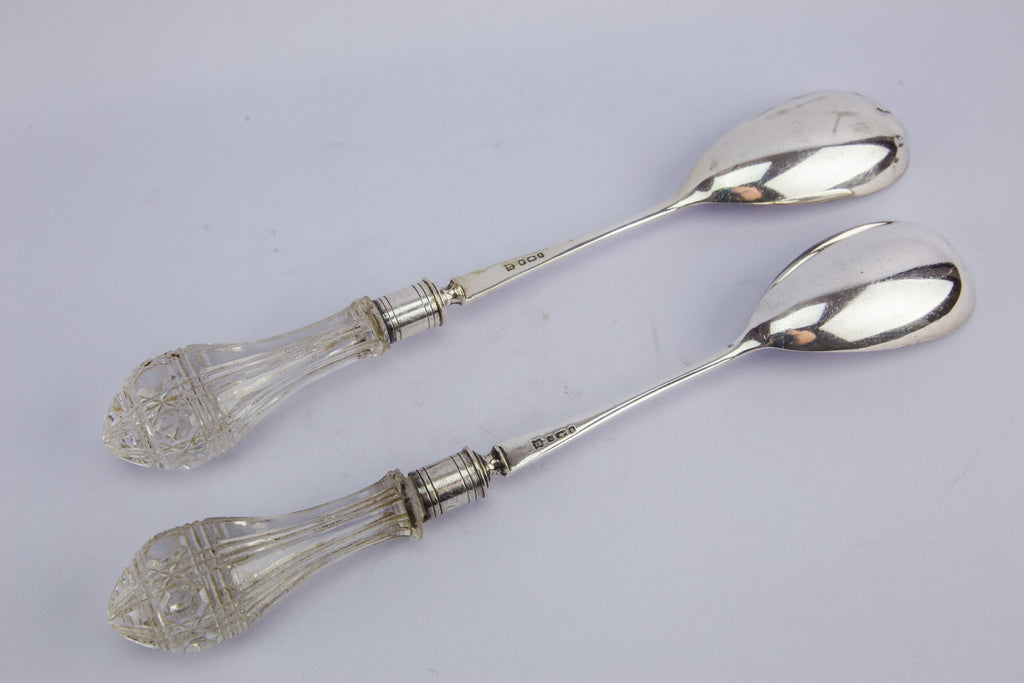 2 large serving spoons