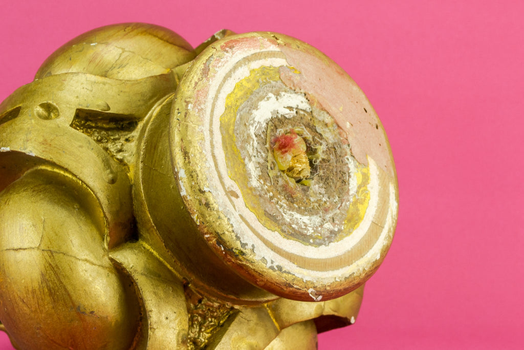 2 gilded wood finials
