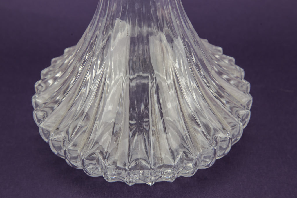 Moulded glass decanter