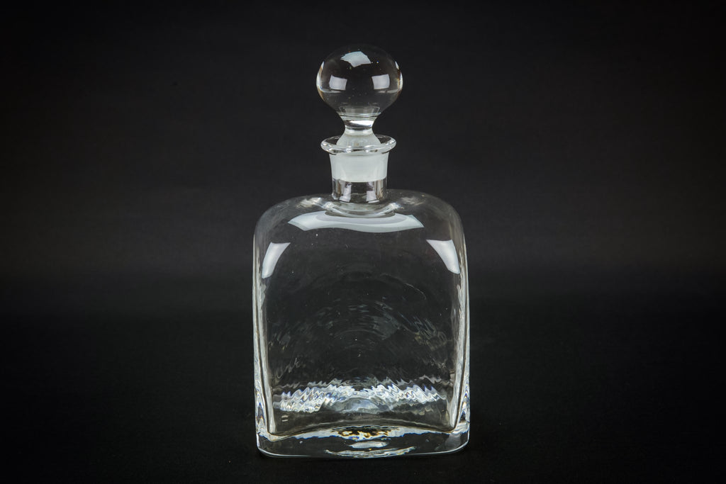 Rectangular glass decanter