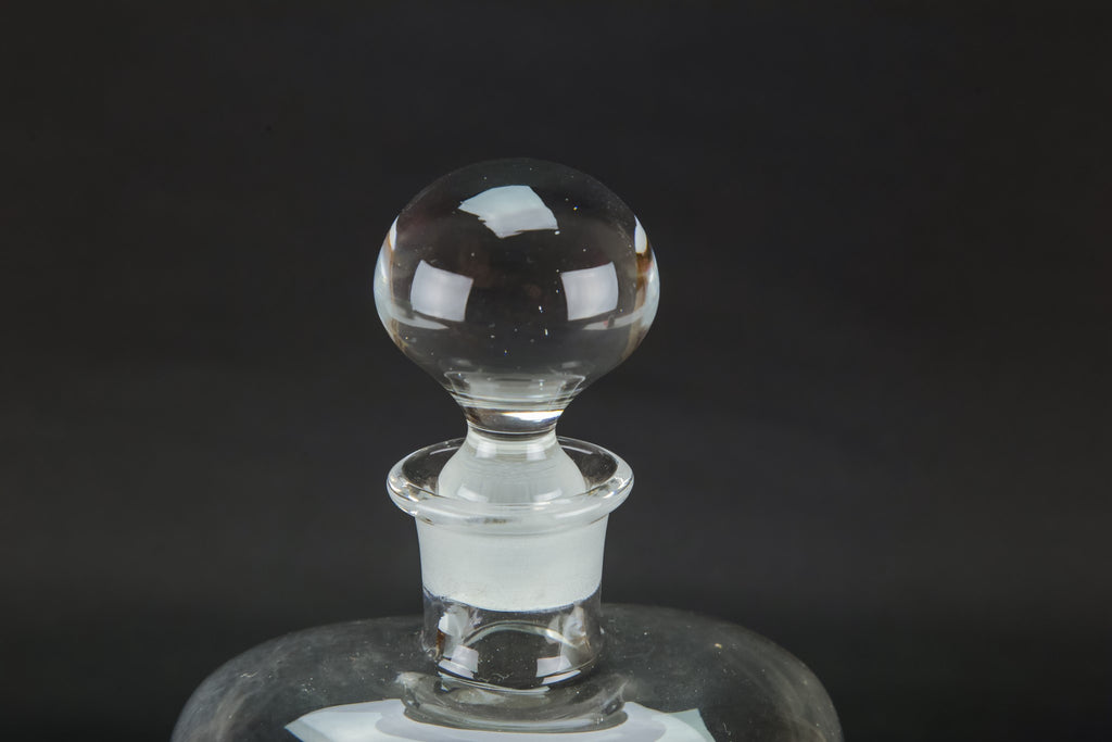 Rectangular glass decanter