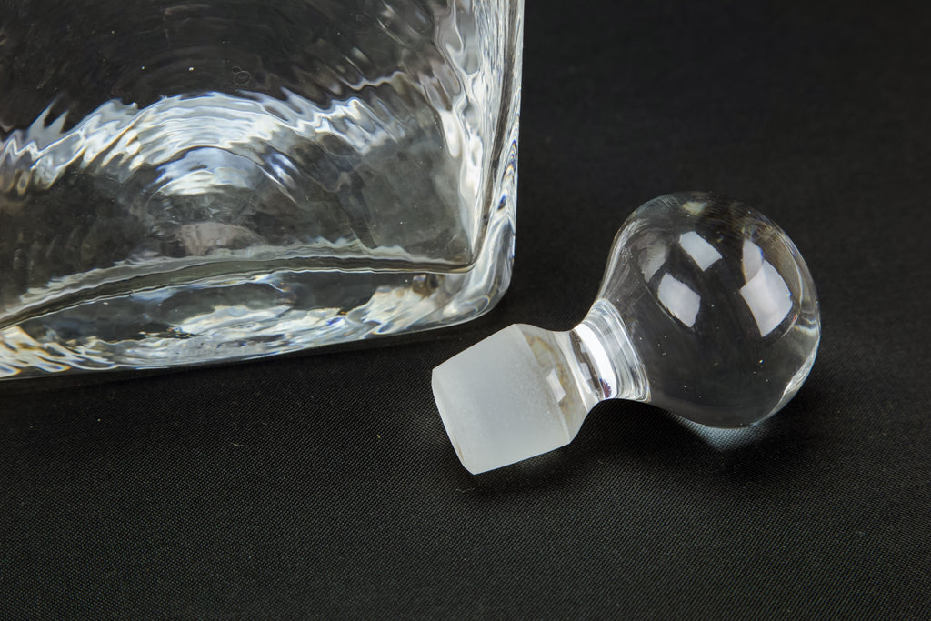 Rectangular glass decanter