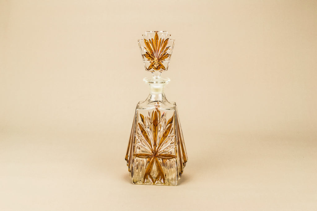 Tapered flask decanter
