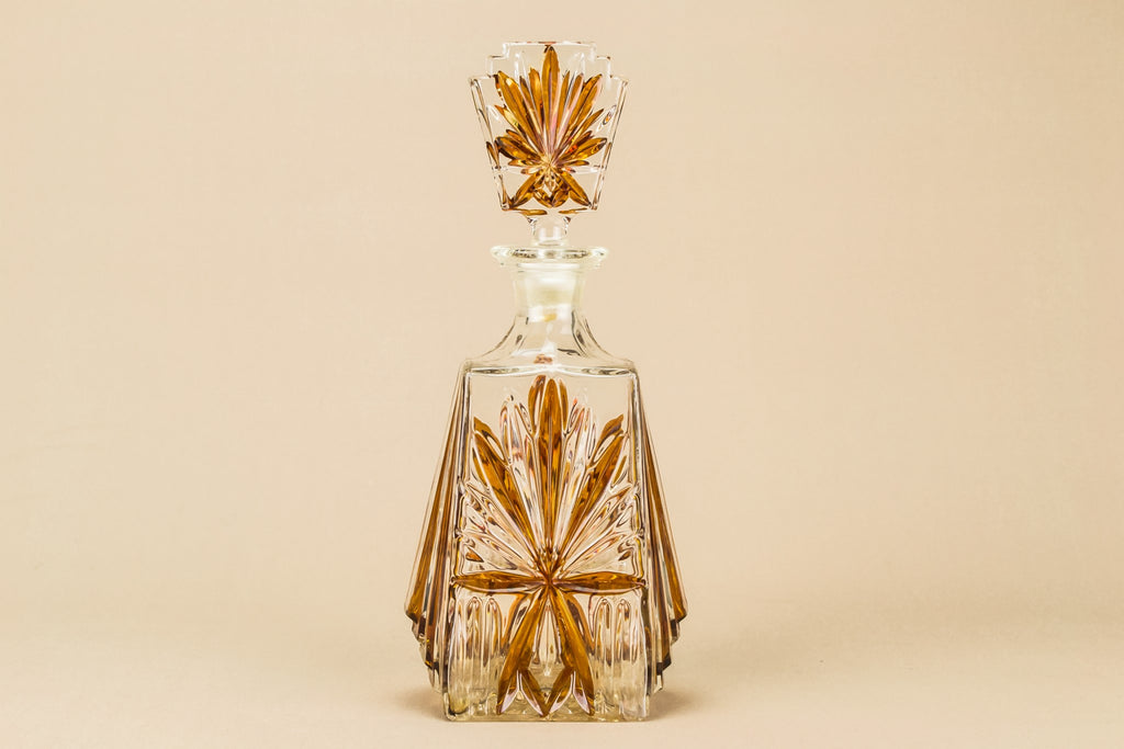 Tapered flask decanter