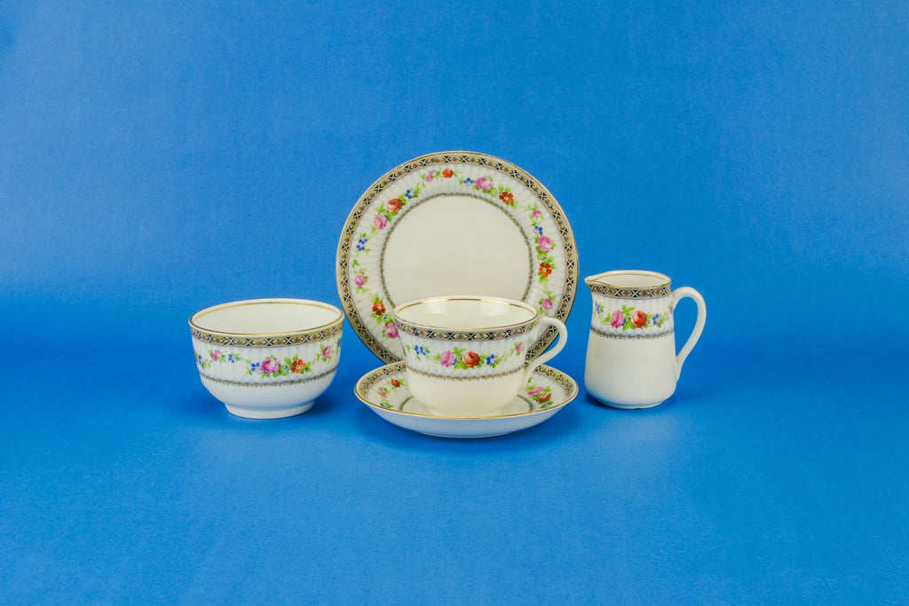 Floral tea set for one