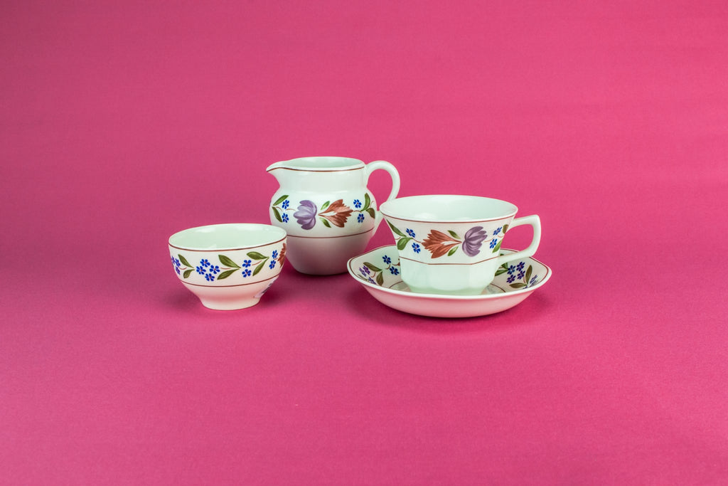 Retro tea set for six